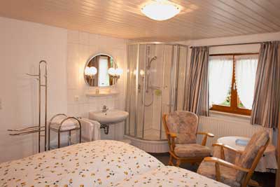 Doppelzimmer Nr3 DU Balkon