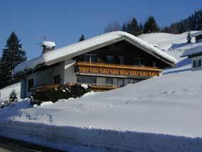 Haus im Winter