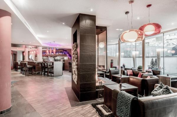 Bar- und Loungebereich