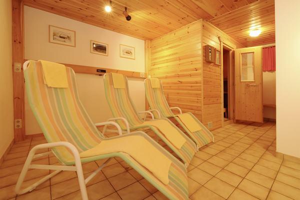 Sauna und Ruhebereich
