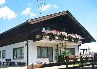 Haus im Sommer