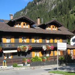 Hausansicht - Sommer