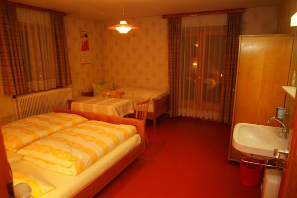 Schlafzimmer1