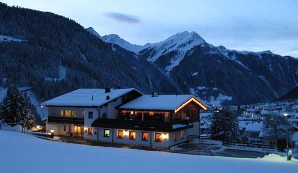 Hausansicht Winter