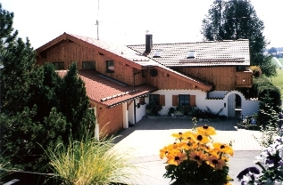 landhaus_hoerter_ansicht_front