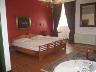 Nr. 14, Von Echter Zimmer