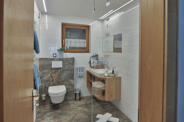 dusche und wc. maderer