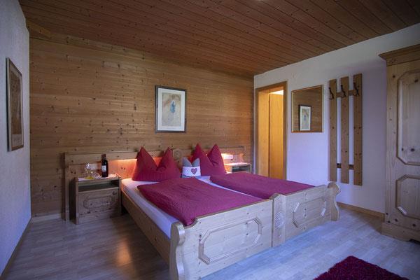 schlafzimmer maderer