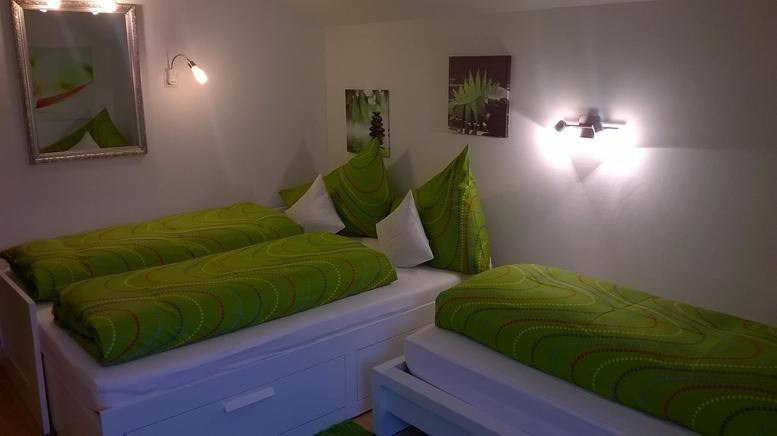 Zweibettzimmer mit Zusatzbett