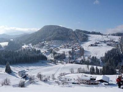 Alpendorf direkt an der Piste