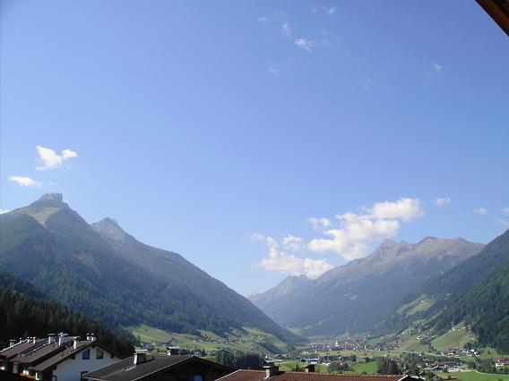 Süd Ausblick vom Garten des Apartments