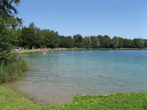 Badegäste an der Stoibermühle Freising