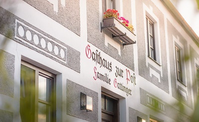 Historische Fassade vom Gasthof zur Post
