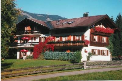 Sommerfoto Gästehaus Breyer