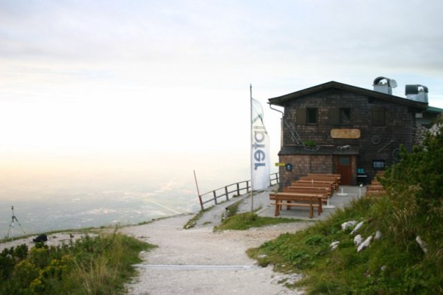 Weit reicht der Blick ins Voralpenland