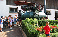 Dampfmaschine am Hof