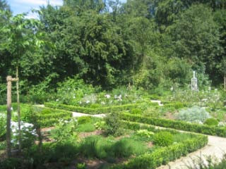 Hotel Schloss Eggersberg, Weisser Garten