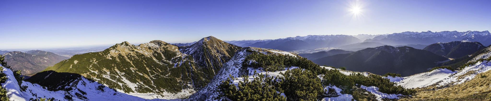 Gipfelpanorama mit Krottenkopf
