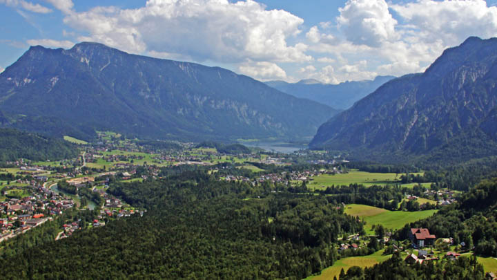 Panorama über das südliche Goiserertal