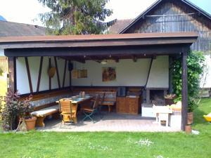 Pergola & Grillplatz