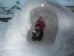Kinder im Schnee