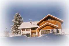 Hausbild Winter