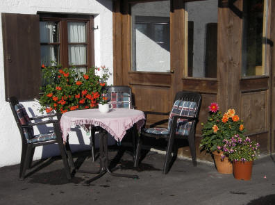 Gemütliche Sitzmöglichkeit im Garten