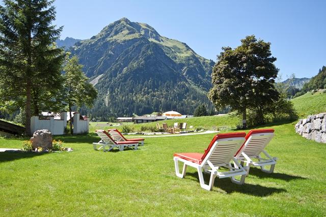 Garten mit Liegewiese