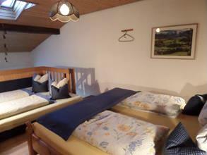 C277EA93-0DA4-408C-BD0D-29F0FA1A62F2