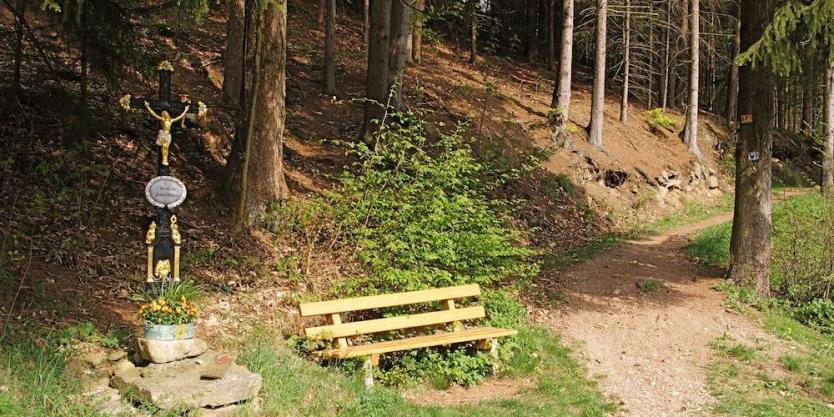 Wegkreuz am Weg nach Untermühlbach