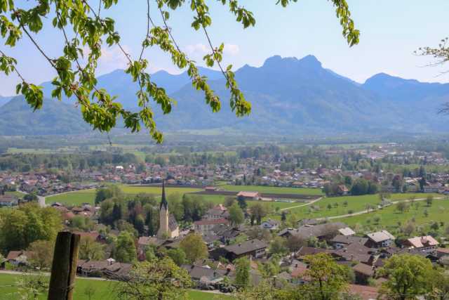 Brannenburg mit Berge