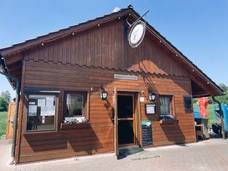 Holzhaus Jayo Food