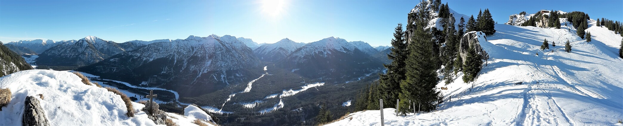 Blick nach Süden zur Zugspitze