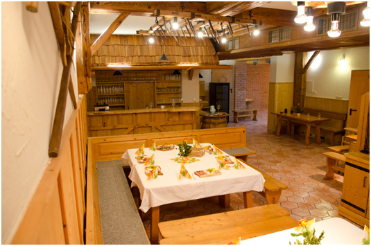 Mitterhumers´s Mostheuriger - Trattenbach