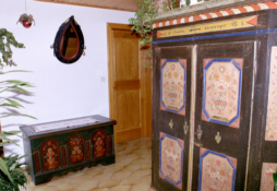 Bauernschrank