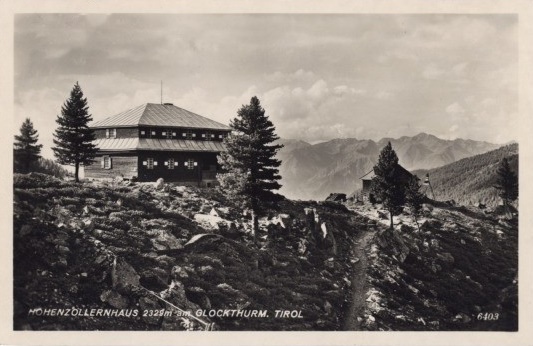 Historische Ansichtskarte ""HOHENZOLLERNHAUS am GLOCKTHURM" mit etwas übertriebener Höhenangabe