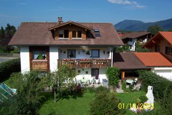 Hausbild-Sommer