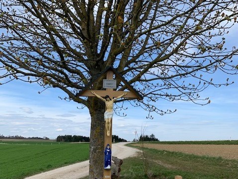 Feldkreuz zwischen Gütlsdorf und Staudhausen