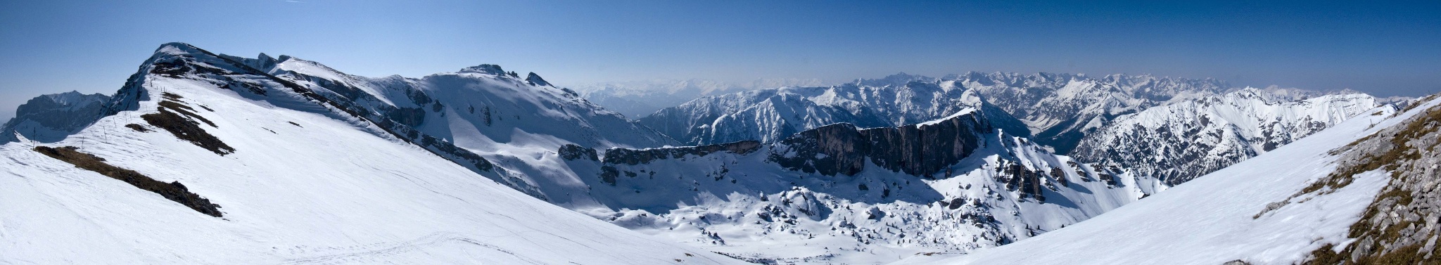 Das Gipfelpanorama nach Süden (Hochiss bis Seekarspitze)