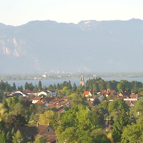 src_99044045-3.jpg