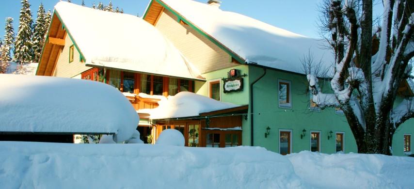 Gasthof im Winter