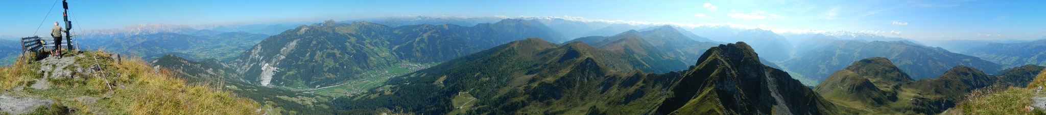 Ausblick vom Bernkogel rundum