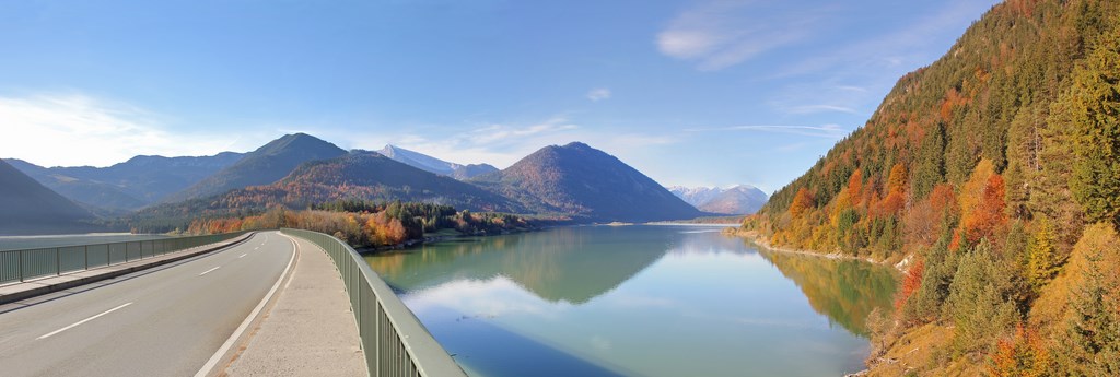 Blick auf den Sylvensteinsee