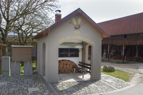 Holzbackofen in Pleisberg 2017
