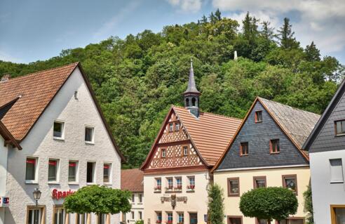Auf dem historischen Marktplatz in Wirsberg