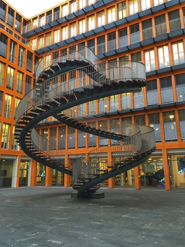 Endlose Treppe