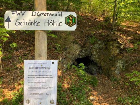 Getränkehöhle an der Schieferhalde bei Dürrenwaiderhammer
