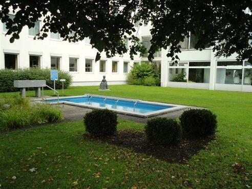 Wassertretbecken beim Landratsamt Unterallgäu