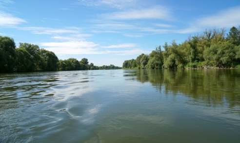 Bootdwandertour auf der Donau zwischen Eining und Weltenburg