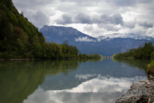 Inndamm, Oberaudorf, Kaiserblick im Frühjahr